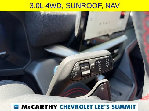 Used 2025 Ford Explorer ST w/ Sun And Sound Package AWD/4WD image 25