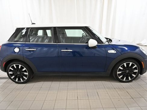Used 2018 MINI Cooper S image 13