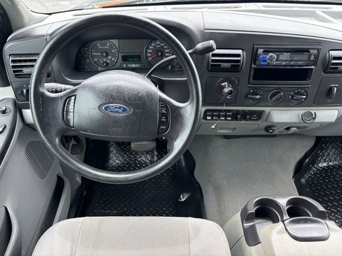 Used 2007 Ford F250 XLT RWD image 4