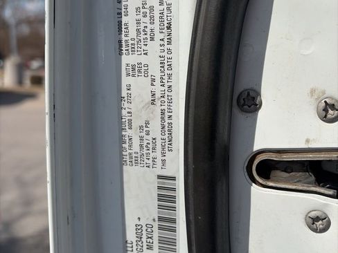 Used 2024 RAM 2500 Big Horn w/ Off Road Package image 31