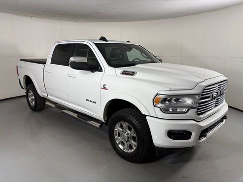 Used 2019 RAM 2500 Laramie AWD/4WD image 2