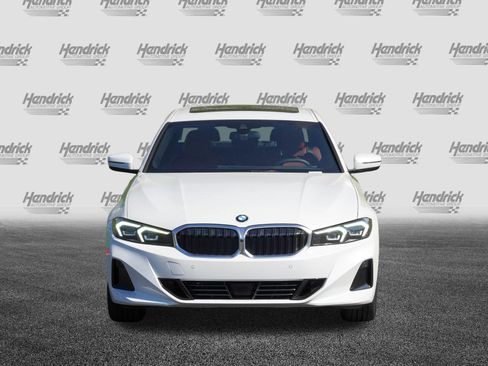 Certified 2025 BMW 330i Sedan RWD image 3