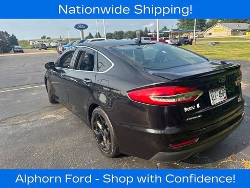 Used 2019 Ford Fusion SEL FWD image 4