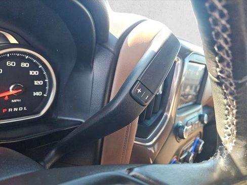 Used 2019 Chevrolet Silverado 1500 High Country w/ Technology Package image 17