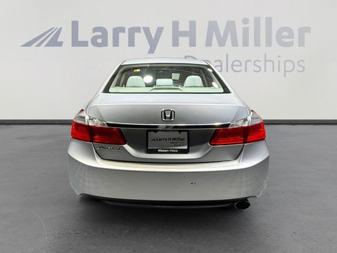 Used 2013 Honda Accord LX image 4
