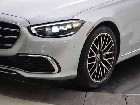 Used 2022 Mercedes-Benz S 580 4MATIC Sedan image 11