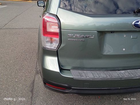 Used 2018 Subaru Forester 2.5i Premium w/ All-Weather Package AWD/4WD image 9