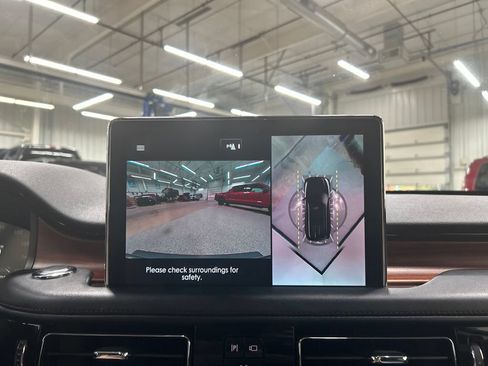 Certified 2023 Lincoln Aviator Reserve w/ Elements Package Plus AWD/4WD image 21