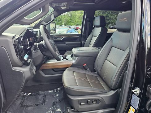 New 2026 Chevrolet Silverado 3500 High Country w/ High Country Premium Package AWD/4WD image 22
