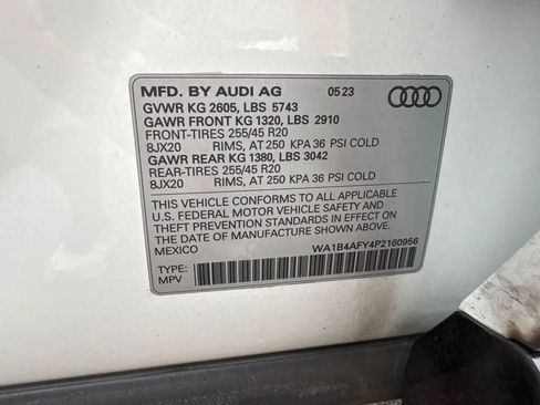 Used 2023 Audi SQ5 Premium Plus w/ Premium Plus Package AWD/4WD image 3