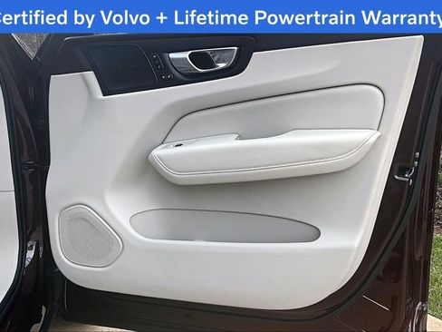Certified 2026 Volvo XC60 B5 Ultra w/ Protection Package Premier AWD/4WD image 26