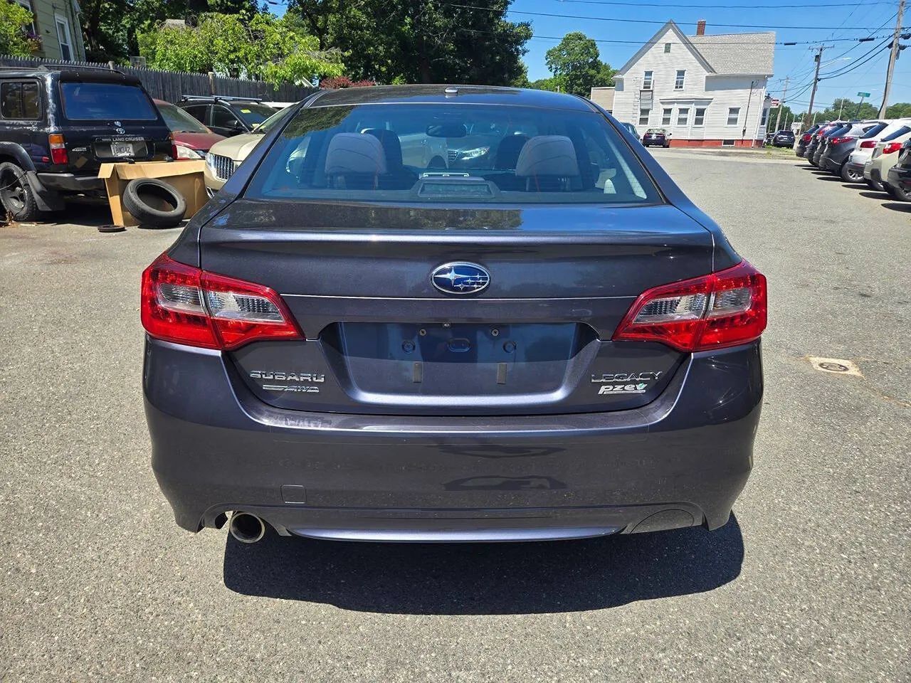 Used 2017 Subaru Legacy 2.5i Premium AWD/4WD image 3