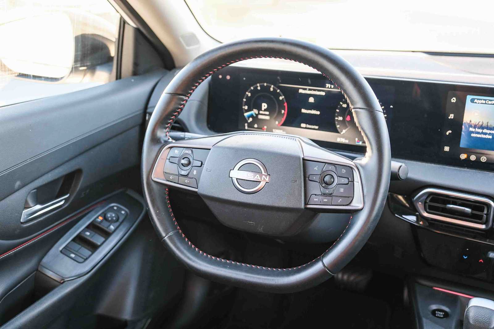 Used 2026 Nissan Sentra SR w/ Floor Mat Package FWD image 17
