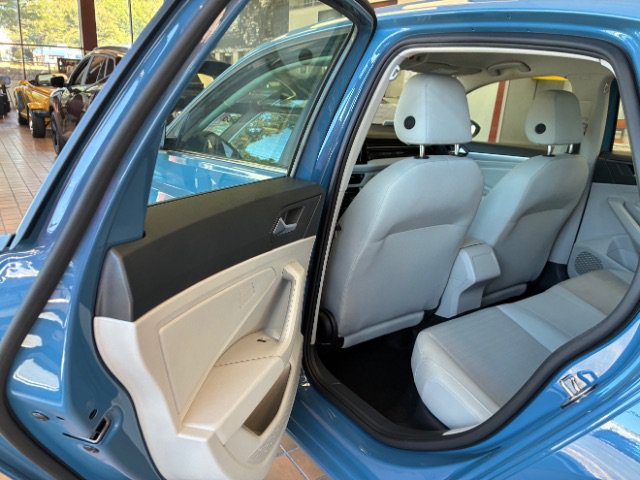 Used 2025 Volkswagen Jetta S FWD image 23