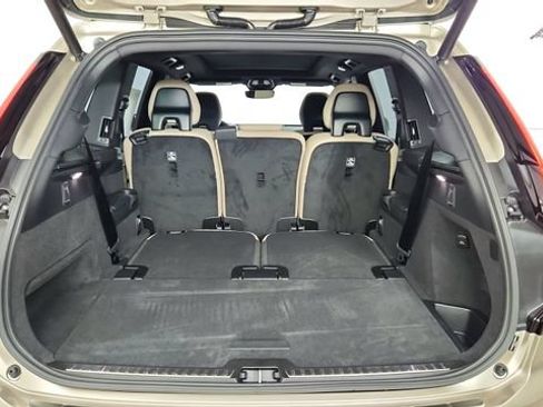 New 2026 Volvo XC90 T8 Plus w/ Protection Package Premier AWD/4WD image 41