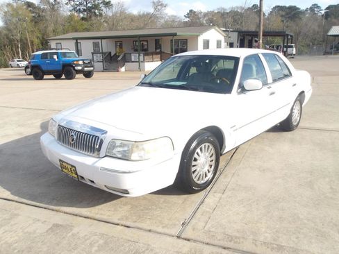 Used 2006 Mercury Grand Marquis LS image 2