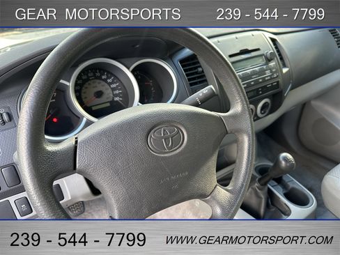 Used 2011 Toyota Tacoma 2WD Regular Cab image 11