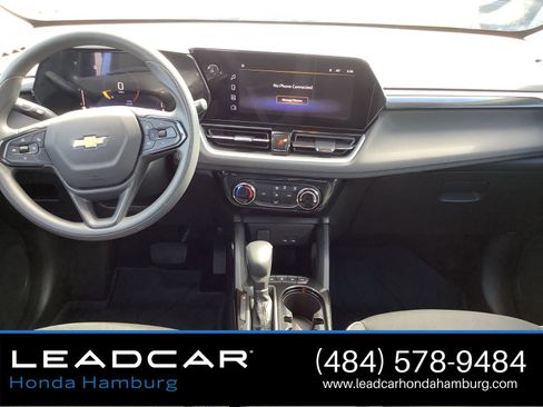 Used 2024 Chevrolet TrailBlazer LT w/ Driver Confidence Package image 14