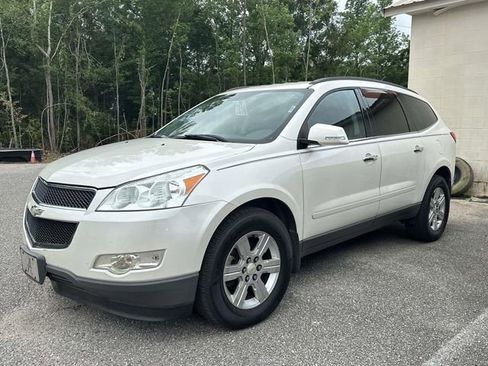 Used 2012 Chevrolet Traverse LT FWD image 8