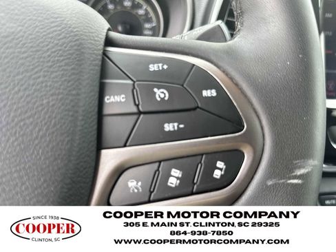 Used 2021 Jeep Cherokee Limited image 29