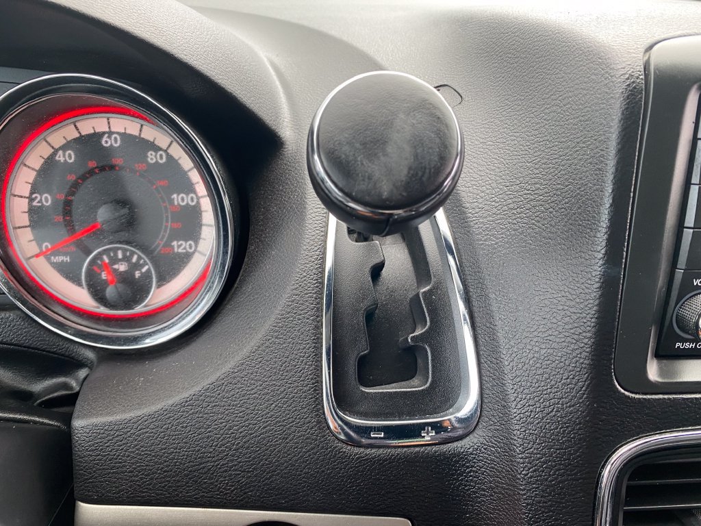 Used 2019 Dodge Grand Caravan GT FWD image 35