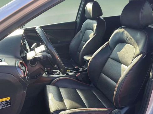 Used 2019 Hyundai Elantra GT N Line image 13