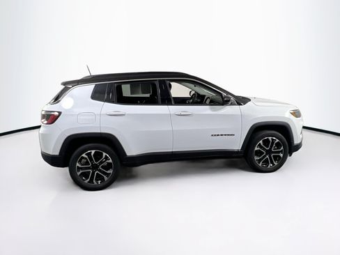 Used 2022 Jeep Compass Limited AWD/4WD image 4