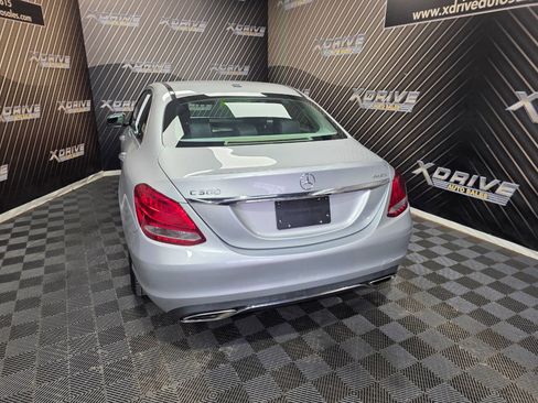 Used 2018 Mercedes-Benz C 300 4MATIC Sedan image 10