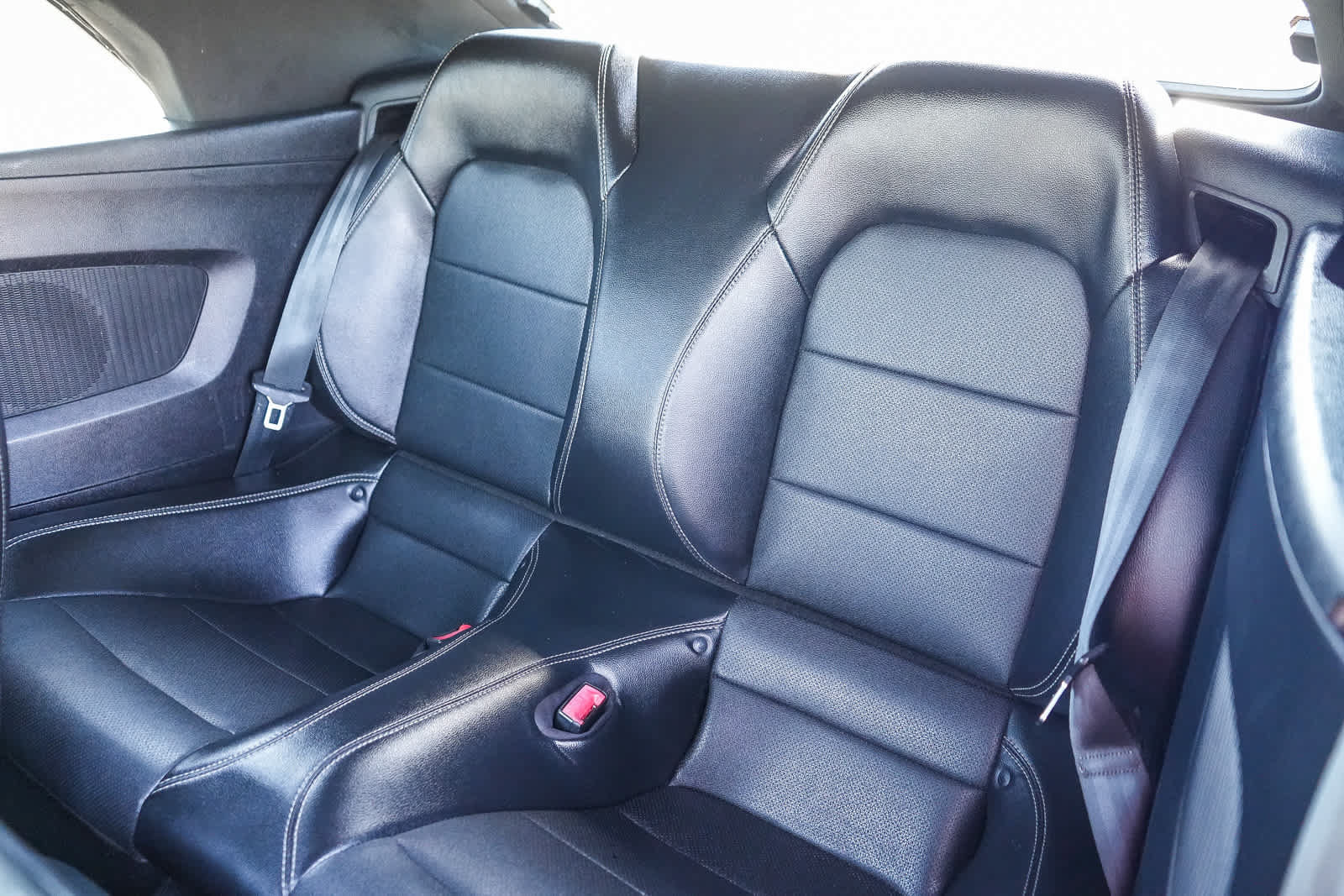 Used 2020 Ford Mustang GT Premium RWD image 24