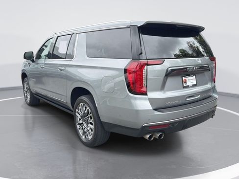 Used 2024 GMC Yukon XL Denali Ultimate AWD/4WD image 5