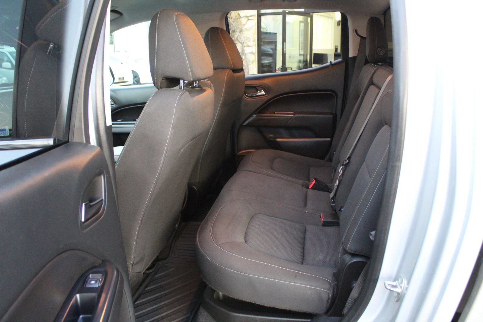 Used 2020 Chevrolet Colorado LT RWD image 12