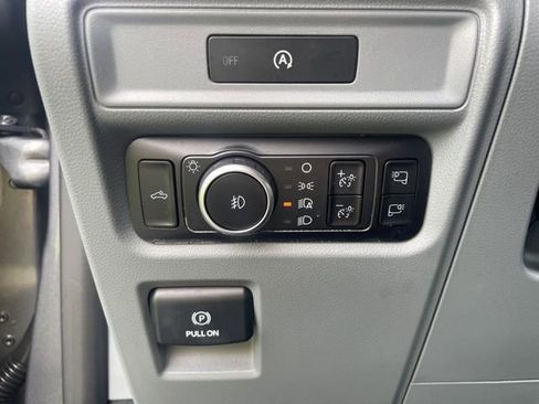 Used 2025 Ford F150 XLT w/ Equipment Group 302A MID image 19