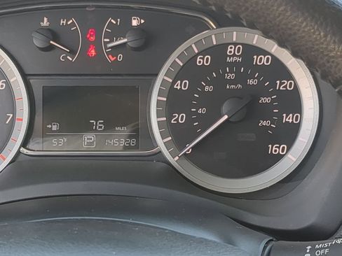 Used 2014 Nissan Sentra SL image 14