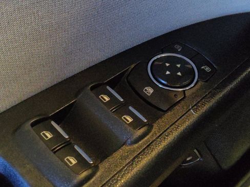 Used 2018 Ford Fusion S image 27