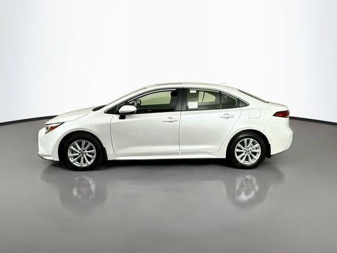 New 2026 Toyota Corolla XLE FWD image 4
