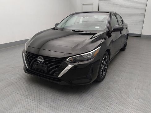 Used 2025 Nissan Sentra SV FWD image 15
