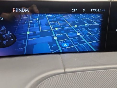 Used 2025 Lincoln Navigator Black Label image 16