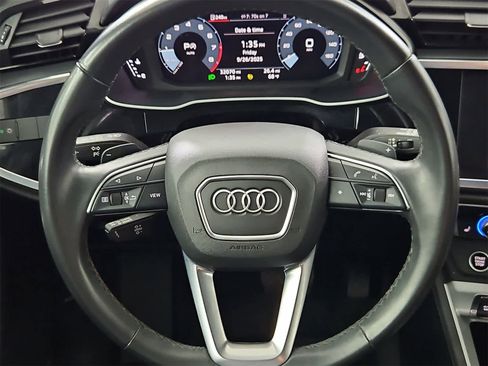 Used 2022 Audi Q3 2.0T Premium w/ Convenience Package image 24