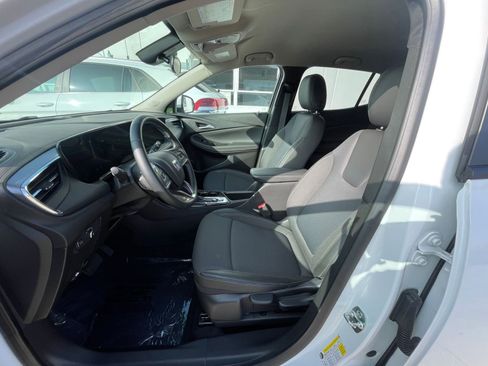 Used 2025 Buick Encore GX Preferred image 27