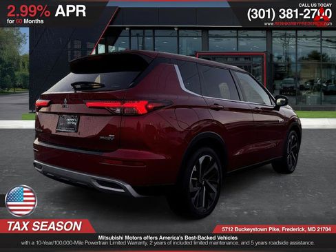 Used 2023 Mitsubishi Outlander SE image 5