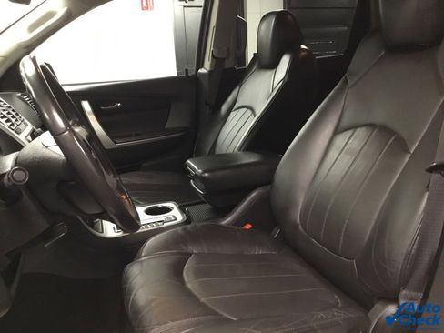 Used 2010 GMC Acadia SLT image 26