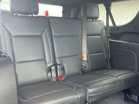 Used 2025 GMC Yukon XL Denali image 33