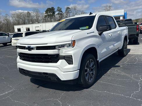 Used 2025 Chevrolet Silverado 1500 RST w/ Convenience Package II image 4