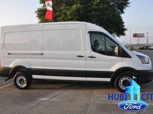 Used 2026 Ford Transit 250 148 Medium Roof RWD image 6