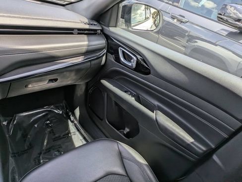 Certified 2022 Jeep Compass Latitude FWD image 12