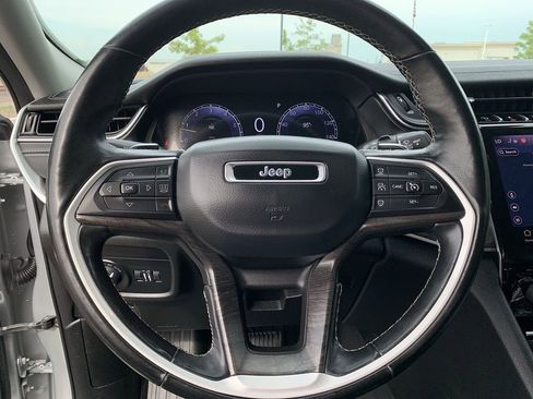 Used 2021 Jeep Grand Cherokee L Limited AWD/4WD image 17