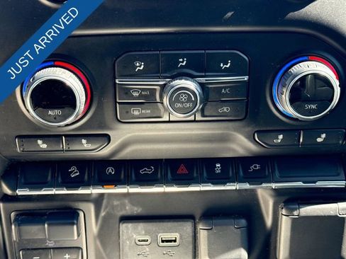 Used 2020 Chevrolet Silverado 1500 RST image 19