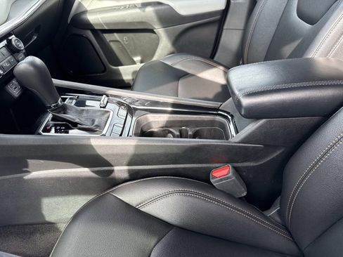 Used 2024 Jeep Compass Limited image 20