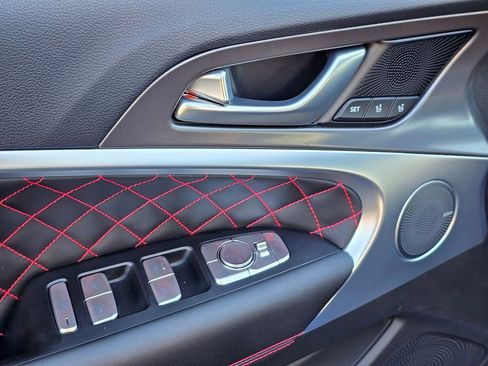 Used 2025 Genesis G70 3.3T Advanced w/ Sport Prestige Package image 32