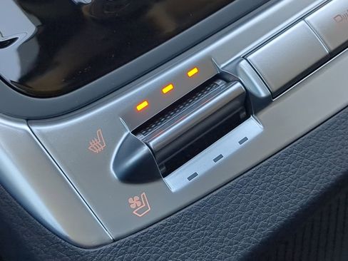 New 2026 Kia Carnival SX image 23